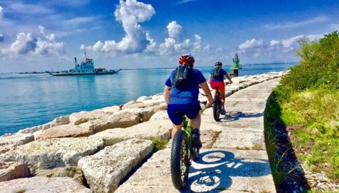 Venice: Full Day Bike Rental - Experience Highlights