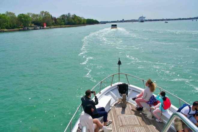 Venice: Glass Factory, Murano, and Burano Boat Tour - Full Tour Description