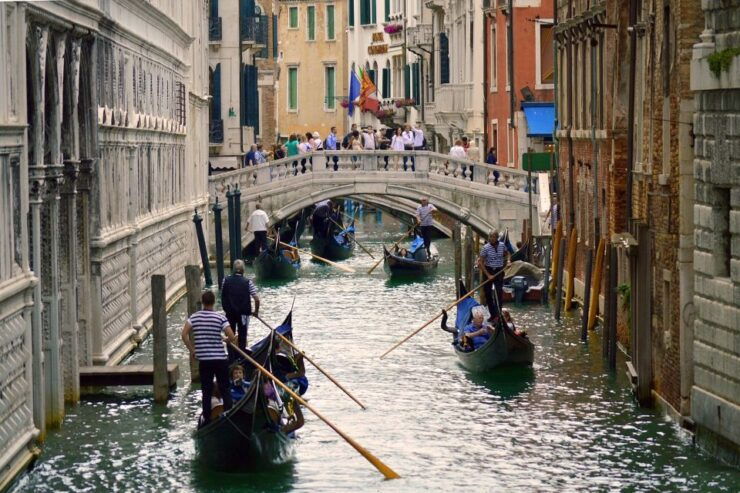 Venice: Gondola & Doges Palace - Tour Details