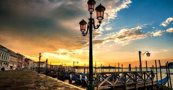 Venice: Gondola & Doges Palace - Additional Information