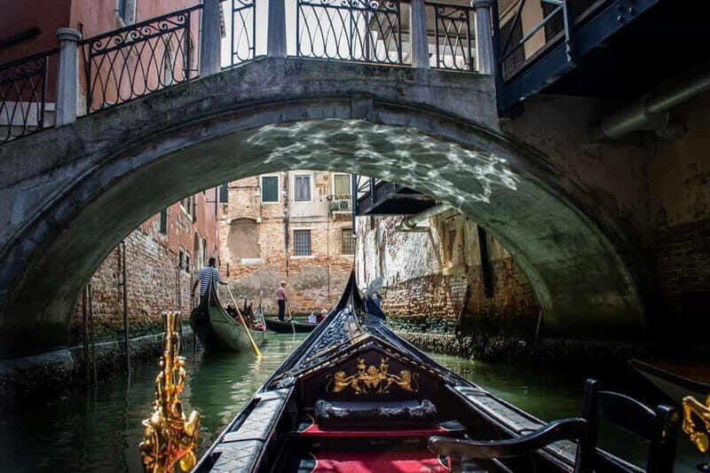 VENICE: Gondola Ride with Local Guide - Good To Know