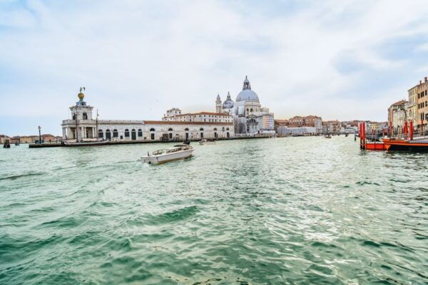 Venice: Grand Canal Boat Tour - Additional Information About the Tour
