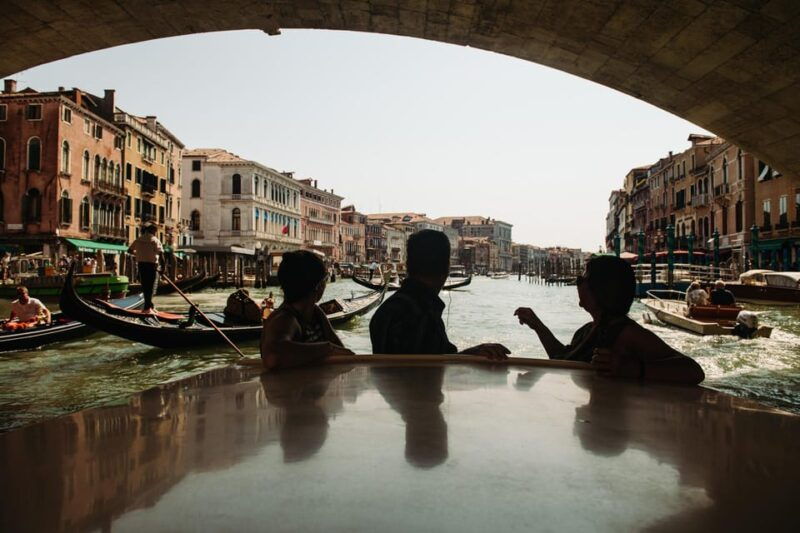 Venice: Grand Canal by Boat With Expert Guide - Itinerary and Highlighted Sights