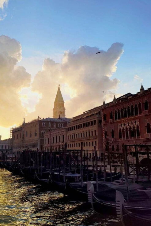 Venice: Grand Canal Private 60-Minute Gondola Ride - Good To Know