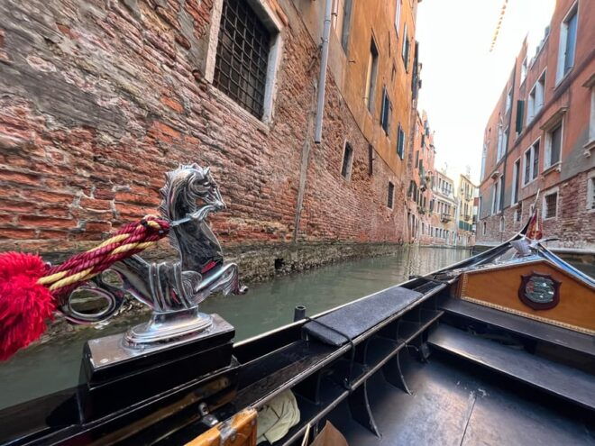 Venice: Grand Canal Private 60-Minute Gondola Ride - Important Guidelines