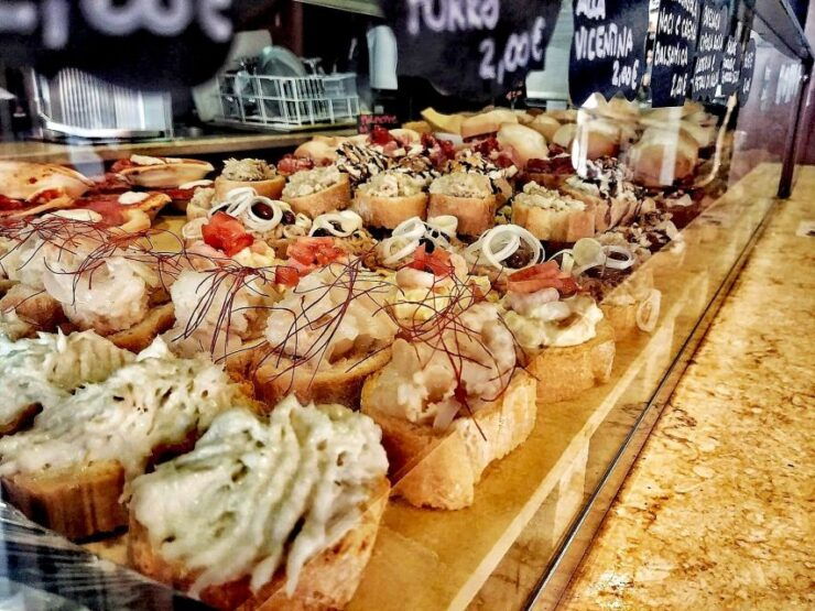 Venice: Guided Bar Hopping and Food Tour With Tasting - Good To Know