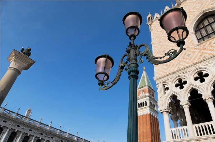 Venice: Guided Walking Tour of Venetian Queer History - Experience