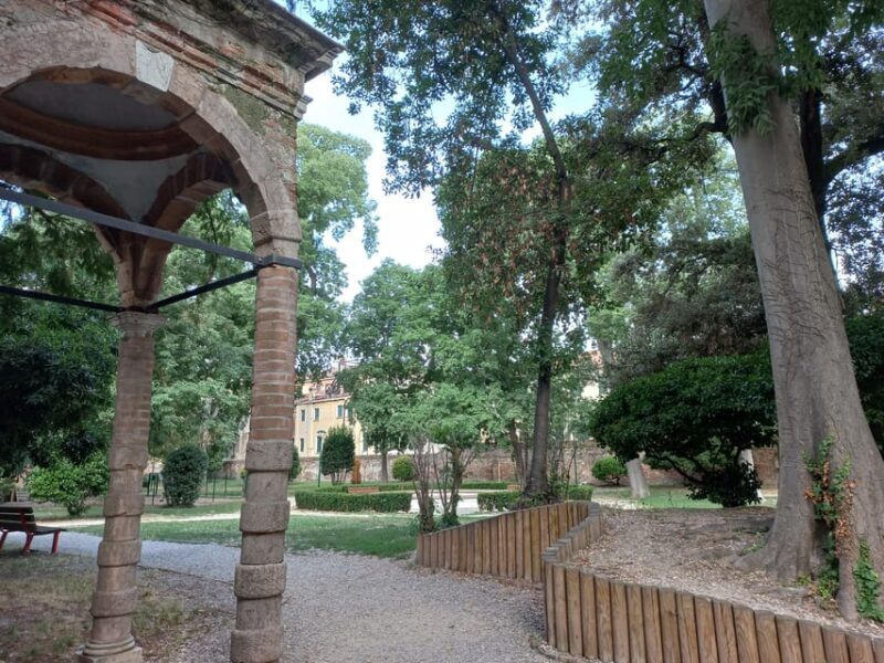 Venice: Hidden Gems and Secrets Walking Tour - The Experience: What You Can Expect