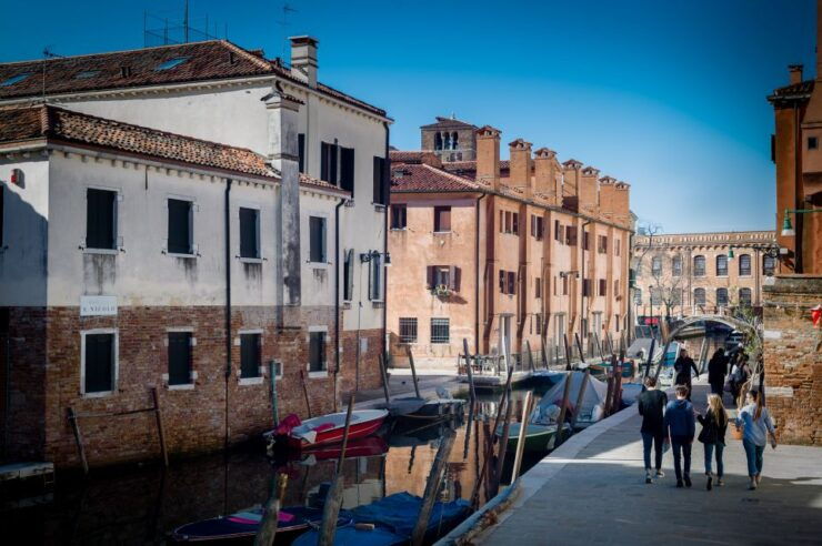 Venice: Hidden Spots Guided Photography Tour - Tour Highlights