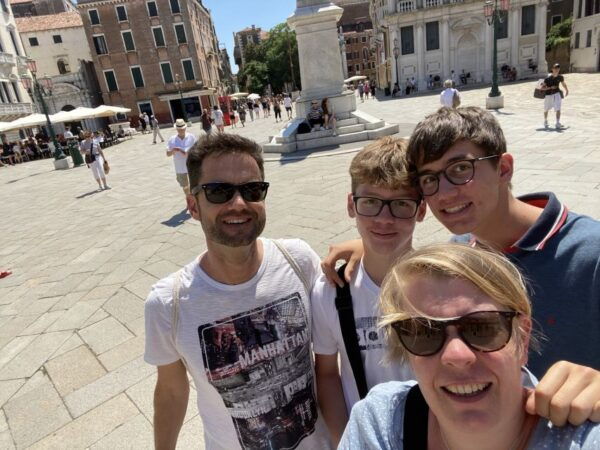 Venice Highlights: The Theft Outdoor Escape Game - Starting Point and Directions