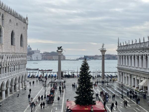 Venice: Highlights Tour, St. Marks Basilica & Doges Palace - Common Questions