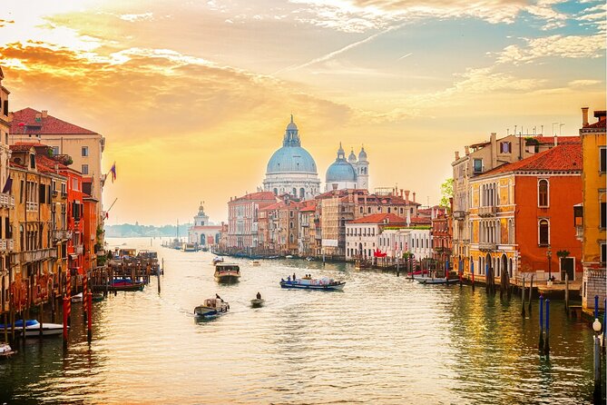 Venice Highlights With Local: Private Walking Tour & Gondola Ride - Tour Overview