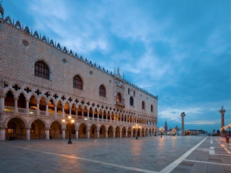 Venice Highlights With Local: Private Walking Tour & Gondola - Booking Details