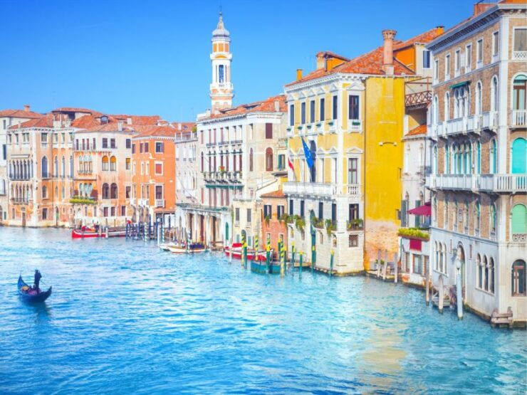Venice Highlights With Local: Private Walking Tour & Gondola - Experience Highlights