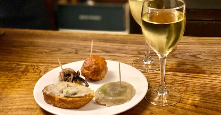 Venice: Jewish Ghetto and Cannaregio Food and Wine Tour - Experience Highlights