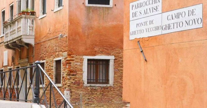 Venice: Jewish Ghetto Walking Tour and Synagogue Tour Option - Tour Description