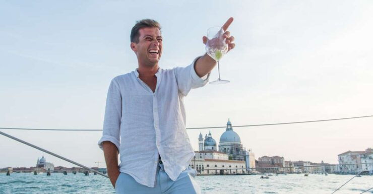 Venice: Lagoon Catamaran Cruise With Music and Drinks - Good To Know