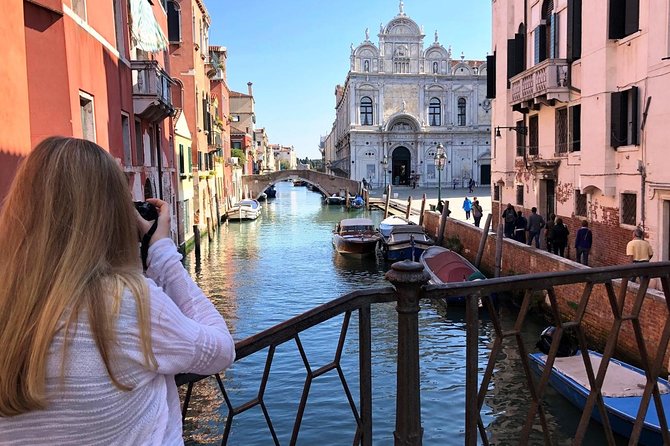 Venice Landmarks: Walking Tour Plus St Mark's Basilica and Doge's Palace Tours - Expert Guides and Cultural Significance