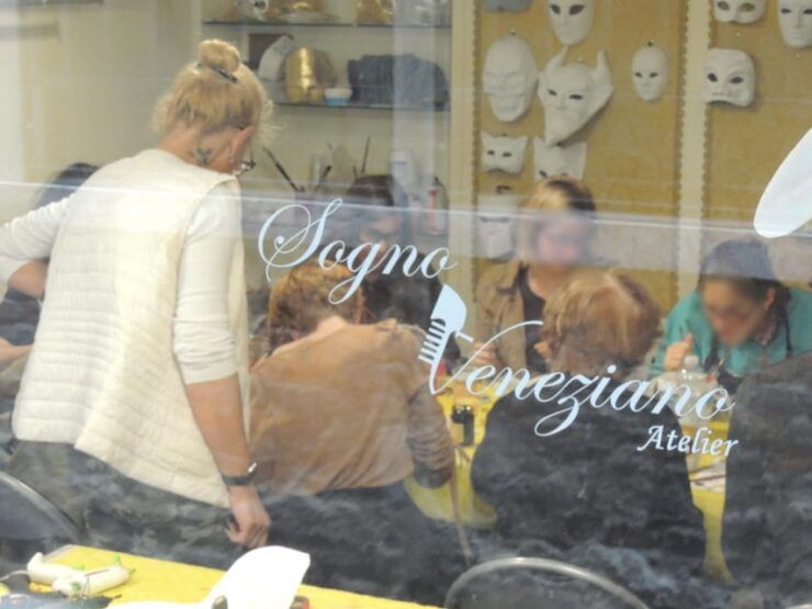 Venice: Mask-Making Workshop With Instructor of One Hour - Workshop Overview