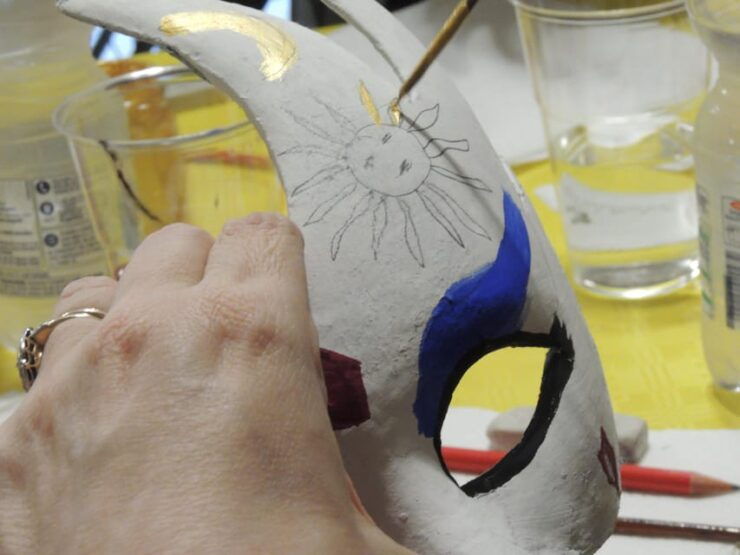 Venice: Mask-Making Workshop With Instructor of One Hour - Participation Requirements