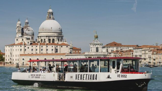 Venice: Murano and Burano Boat Trip With Glass Blowing Show - Customer Reviews