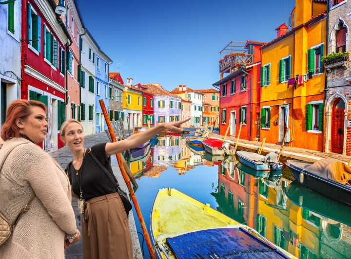 Venice: Murano and Burano Private Tour With Boat Transfers - Itinerary and Experience