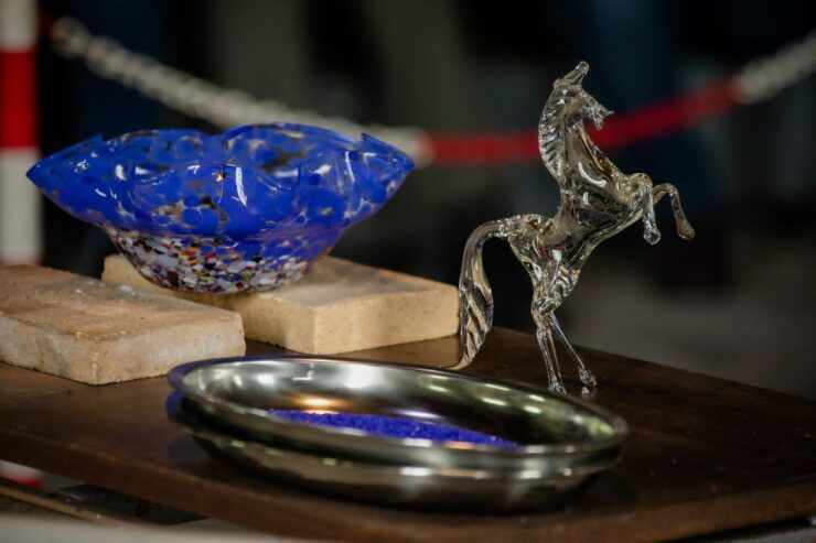 Venice: Murano, Burano, Torcello & Glass Factory With Wifi - Exploring the Colorful Island of Burano