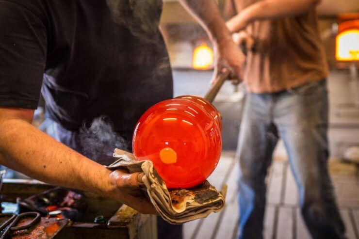 Venice: Murano Island and Glass Factory Private Guided Tour - Discover Murano Islands Glassblowing Tradition