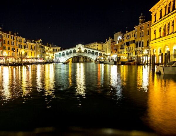 Venice Mysteries and Legends Guided Walking Tour - Directions