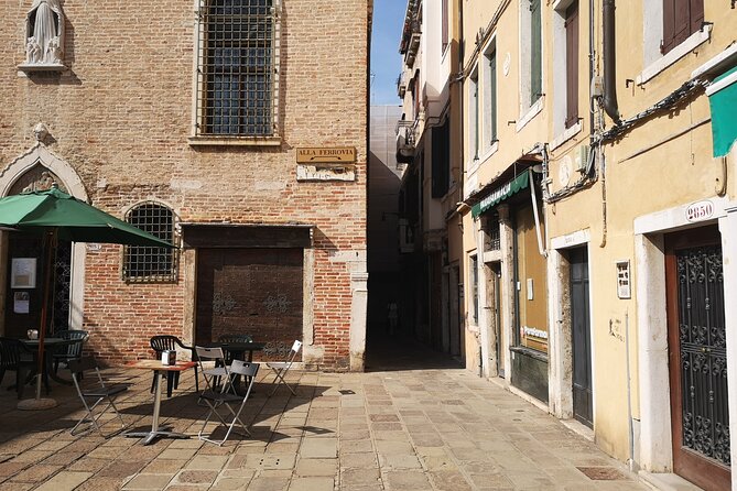 Venice: Mysterious Tales of Ghosts and Murders - Traveler Requirements