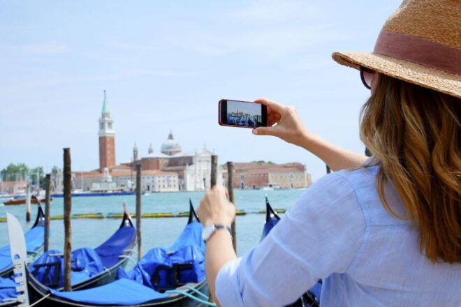 Venice: Off the Beaten Path Private Gondola Ride - Highlights of the Private Gondola Ride Experience