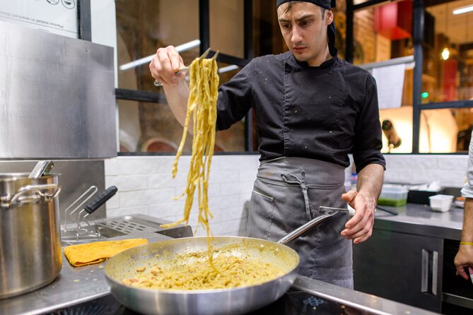 Venice: Pasta and Tiramisu Cooking Class With Wine - Location and Meeting Point