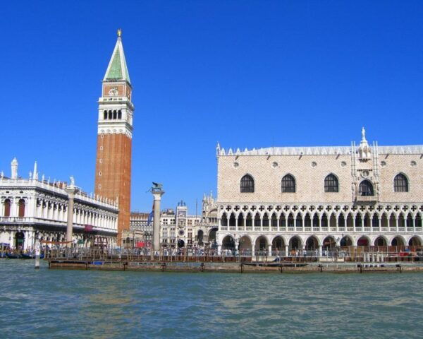 Venice: Private 2-Hour Walking Tour - The Sum Up