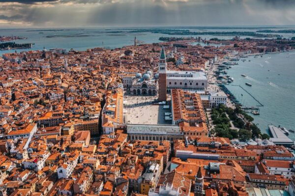Venice: Private Architecture Tour With a Local Expert - Important Tour Information