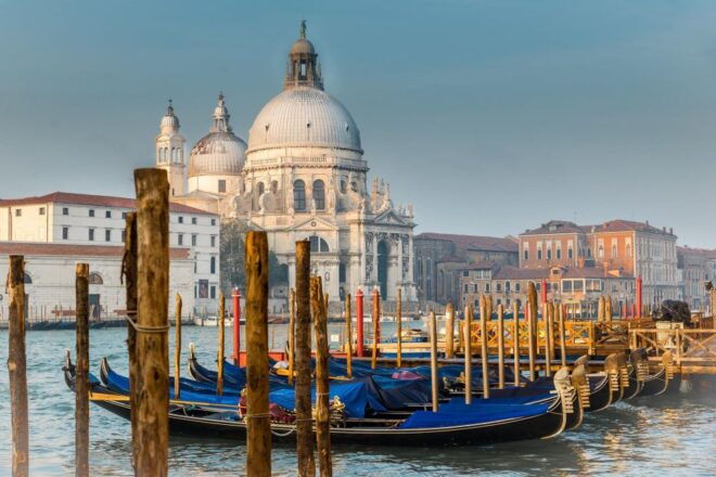 Venice: Private Exclusive History Tour With a Local Expert. - Important Information