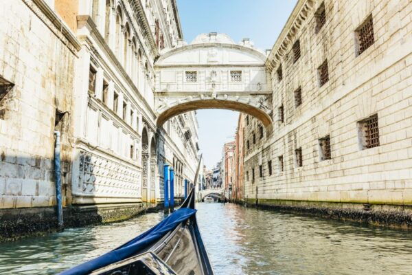 Venice: Private Gondola Ride Along Grand Canal - Directions and Meeting Point