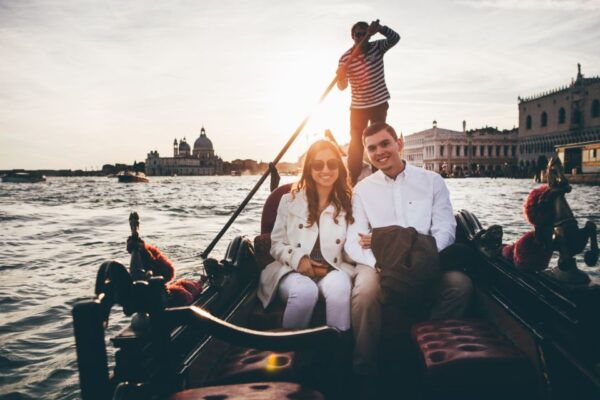 Venice: Private Gondola Ride With Professional Photographer - Directions