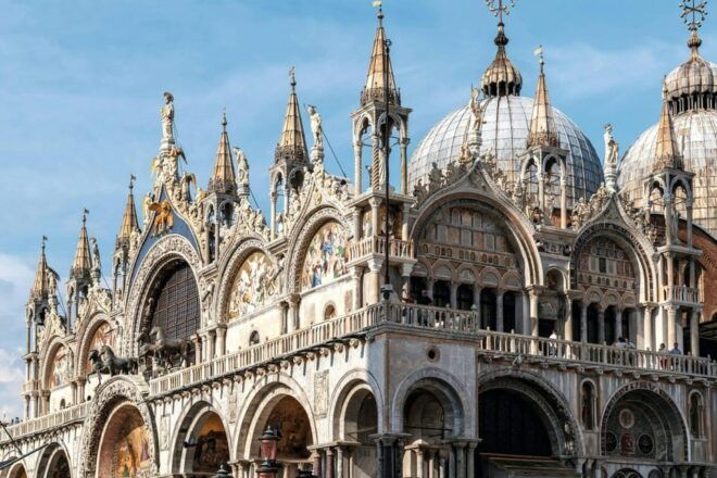 Venice: Private Guided Tour With St. Marks Basilica - What to Bring
