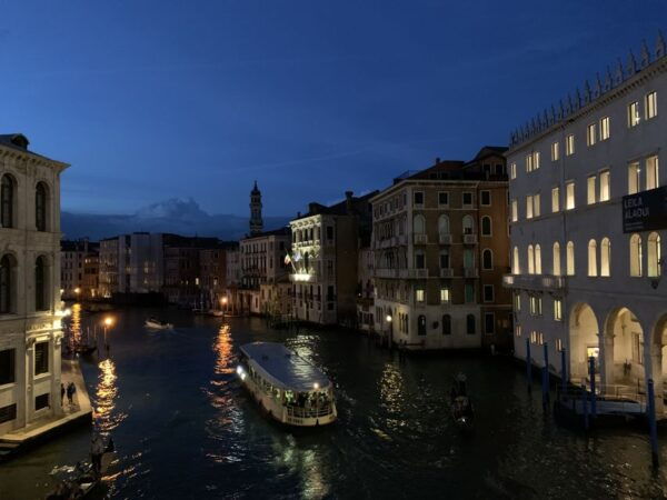 Venice: Private Guided Walking Tour at Sunset - The Sum Up