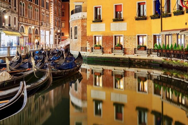 Venice: Private Nighttime Gondola Ride - Tips for a Memorable Experience