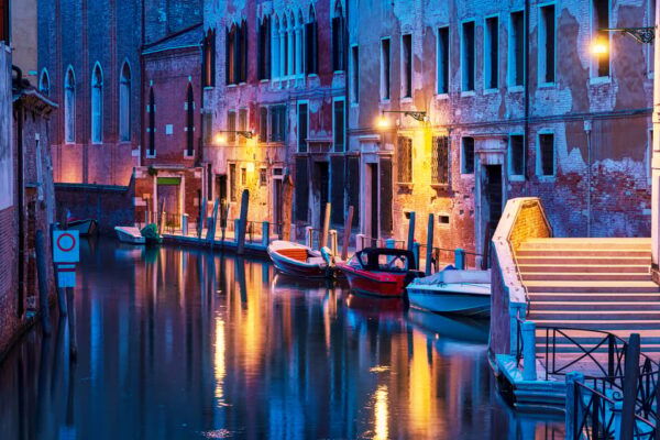Venice: Private Nighttime Gondola Ride - Additional Attractions Nearby