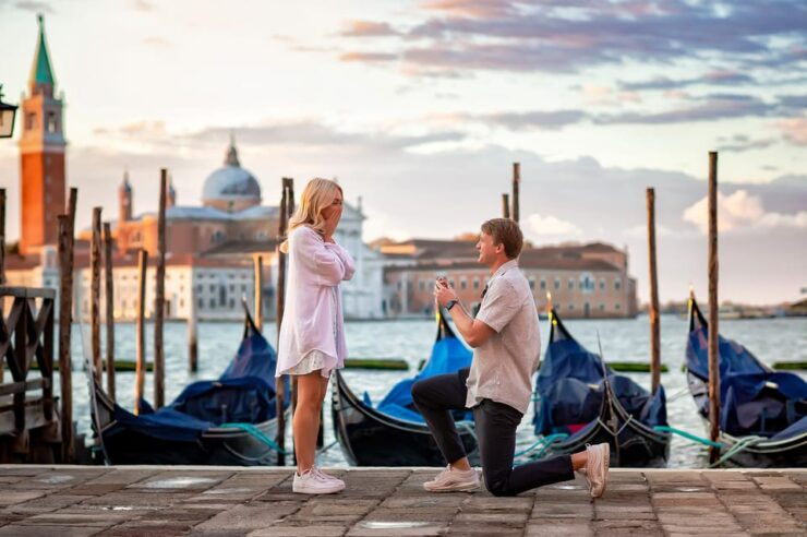 Venice: Private Professional Photo Shoot Experience. - Good To Know