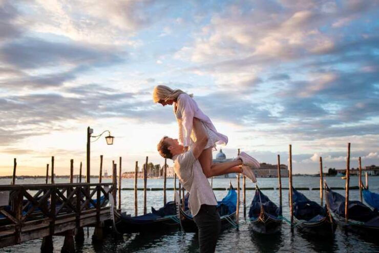 Venice: Private Professional Photo Shoot Experience. - Pricing and Group Details