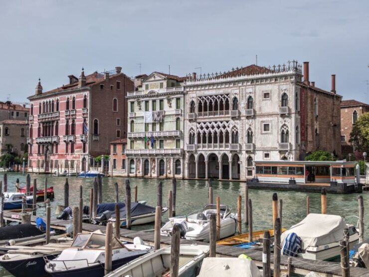 Venice: Private Sightseeing Guided Walking Tour - Tour Description