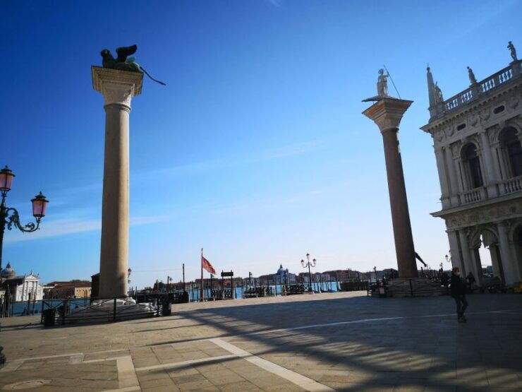 Venice: Private Tour in the City and Wine Tasting - Live Tour Guide and Pickup