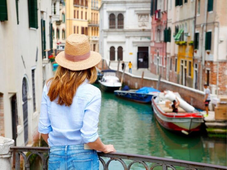 Venice: Private Walking Tour, Doges Palace and Gondola Ride - Experiences
