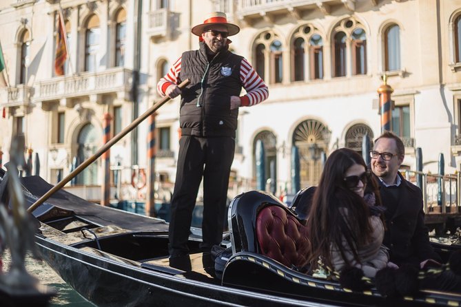 Venice: Romantic Private Gondola Ride on Grand Canal - Mixed Reviews and Expectations