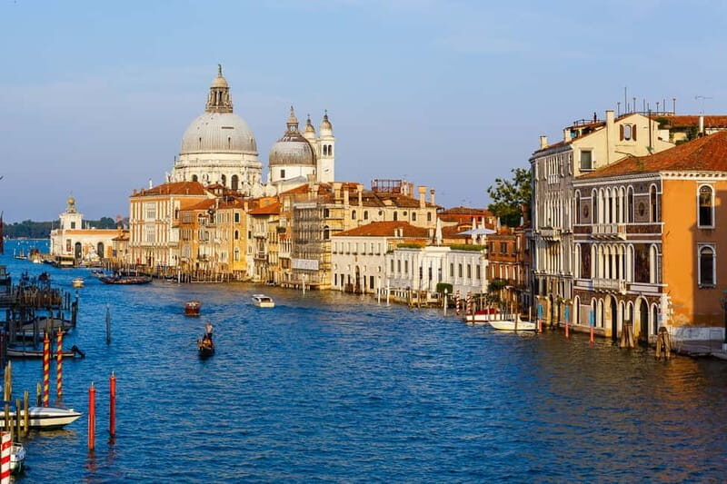 Venice: Romantic Shared Gondola Serenade on the Grand Canal - Good To Know