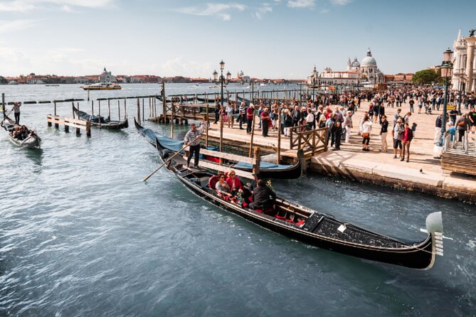 Venice: Romantic Sunset Shared Gondola Ride - Inclusions