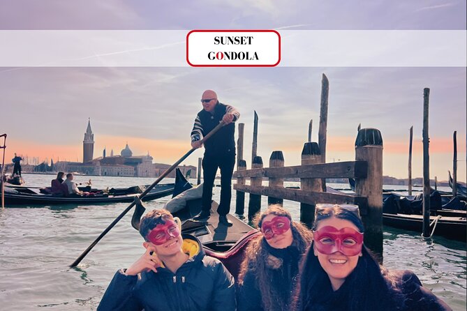 Venice: Romantic Sunset Shared Gondola Ride - Reviews